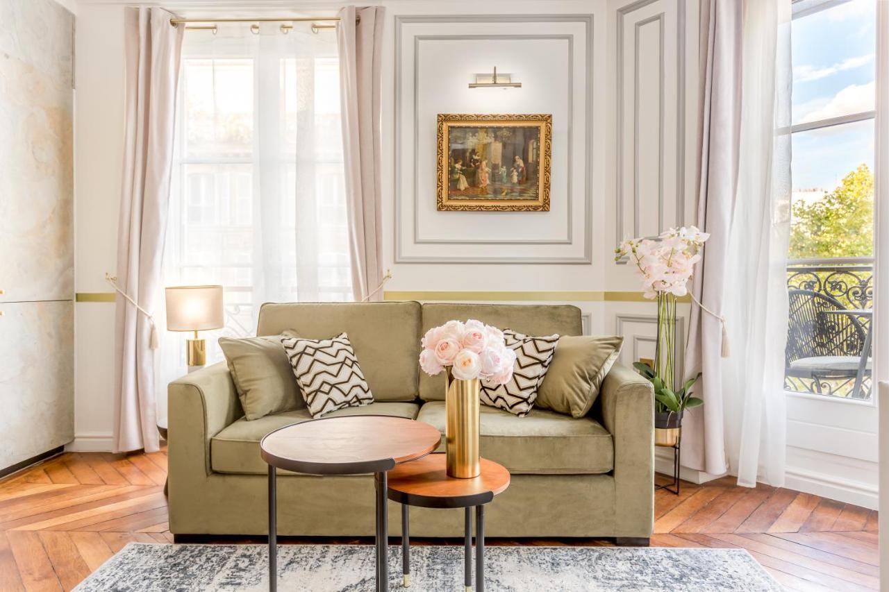 Luxury 2 Bedroom With Balcony - Louvre & Notre Dame Parijs Buitenkant foto